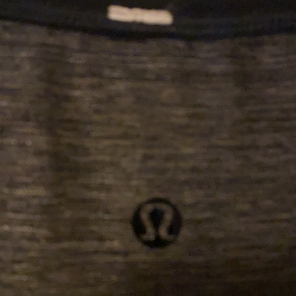 Lululemon t-shirt - Picture 3 of 7